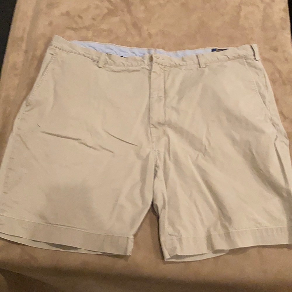 Khaki polo shorts